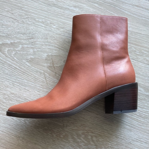 Madewell Everten Ankle Boot - Picture 9 of 16